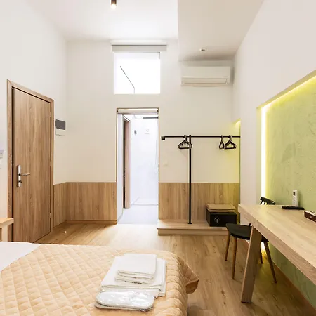 Ark 68 Hotel