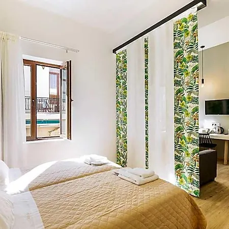Hotel Ark 68 Rethymno (Crete)