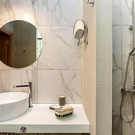 Hotel Ark 68 3*