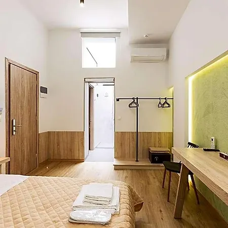 Ark 68 Hotel