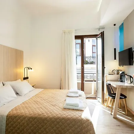 Ark 68 3* Rethymno