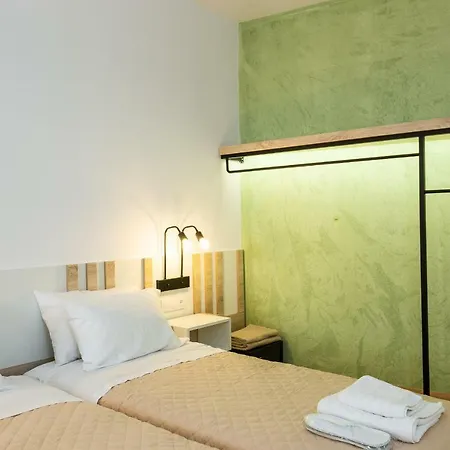 Ark 68 Hotel Rétino